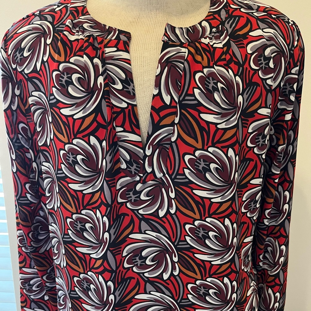 GUC LOFT Notched Collar V Neck Blouse - Size XL